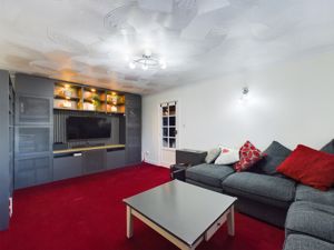Snug / Play Room- click for photo gallery